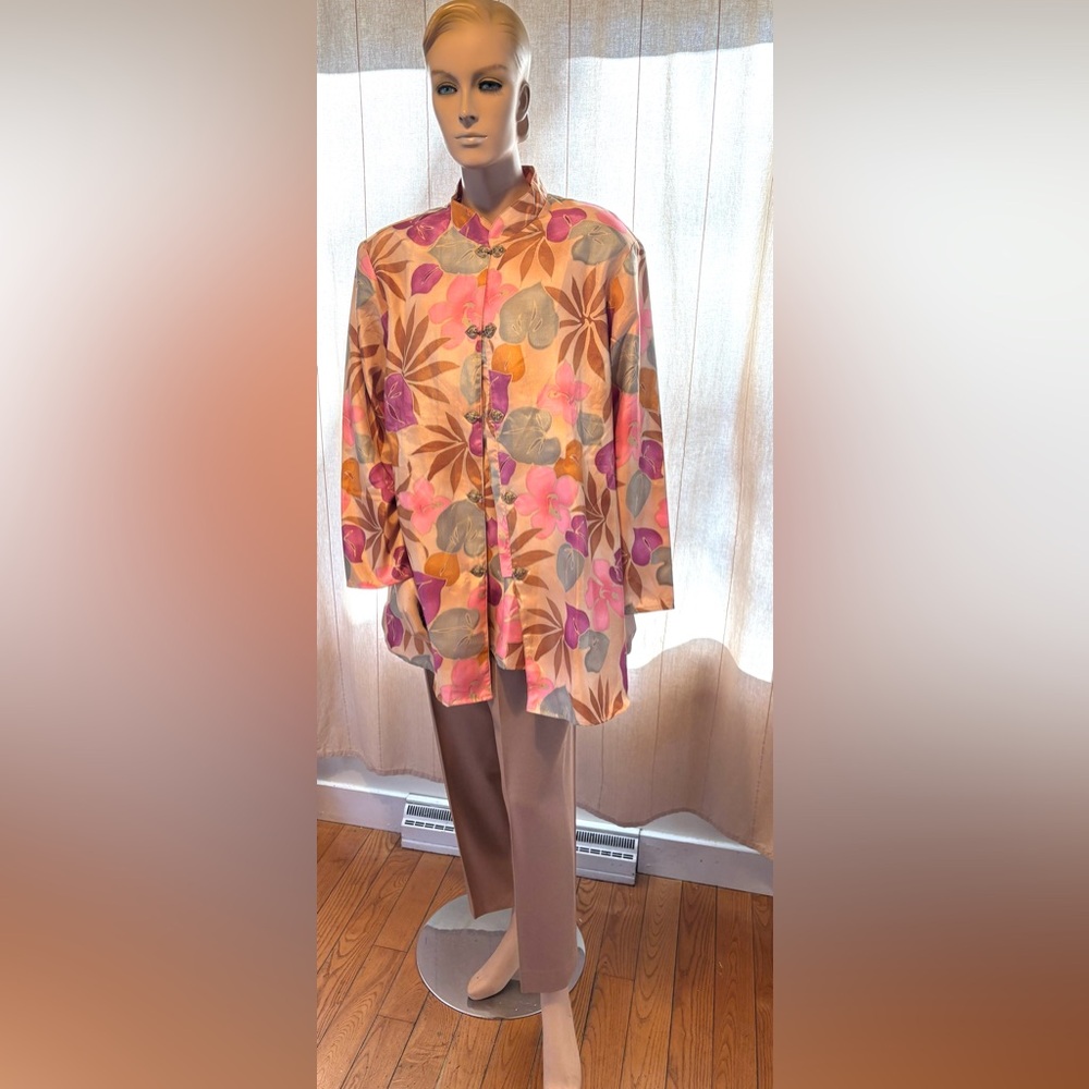 Vintage Maggie sweet blouse and jacket set made in St. Croix. Large